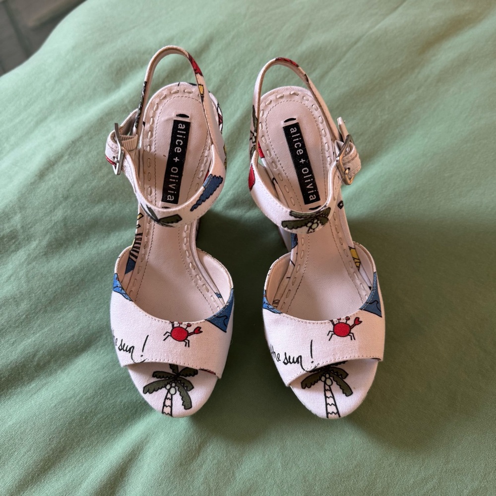 Alice + Olivia White Patterned Platform Sandals - image 4